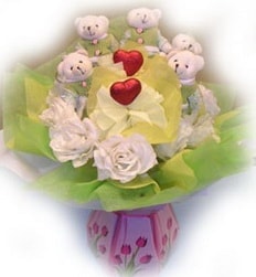 7 adet ay�c�k 2 adet yapay g�l ve 2 adet kalpten olu�an g�rsel demet